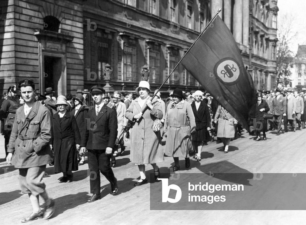 SPD operation group on May Day  in Berlin, 1930