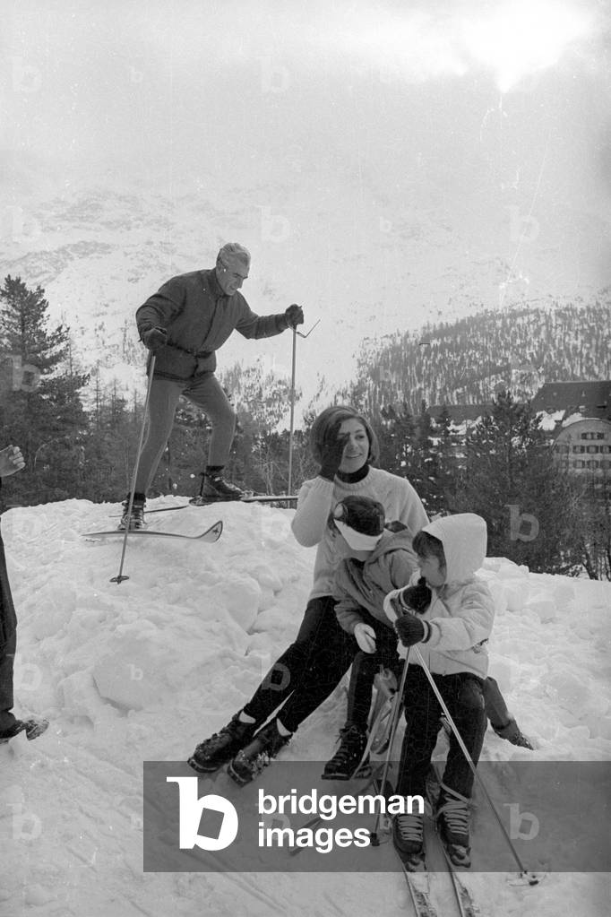 Shah Reza Pahlavi and Farah Diba in St. Moritz, 1968 (b/w photo)
