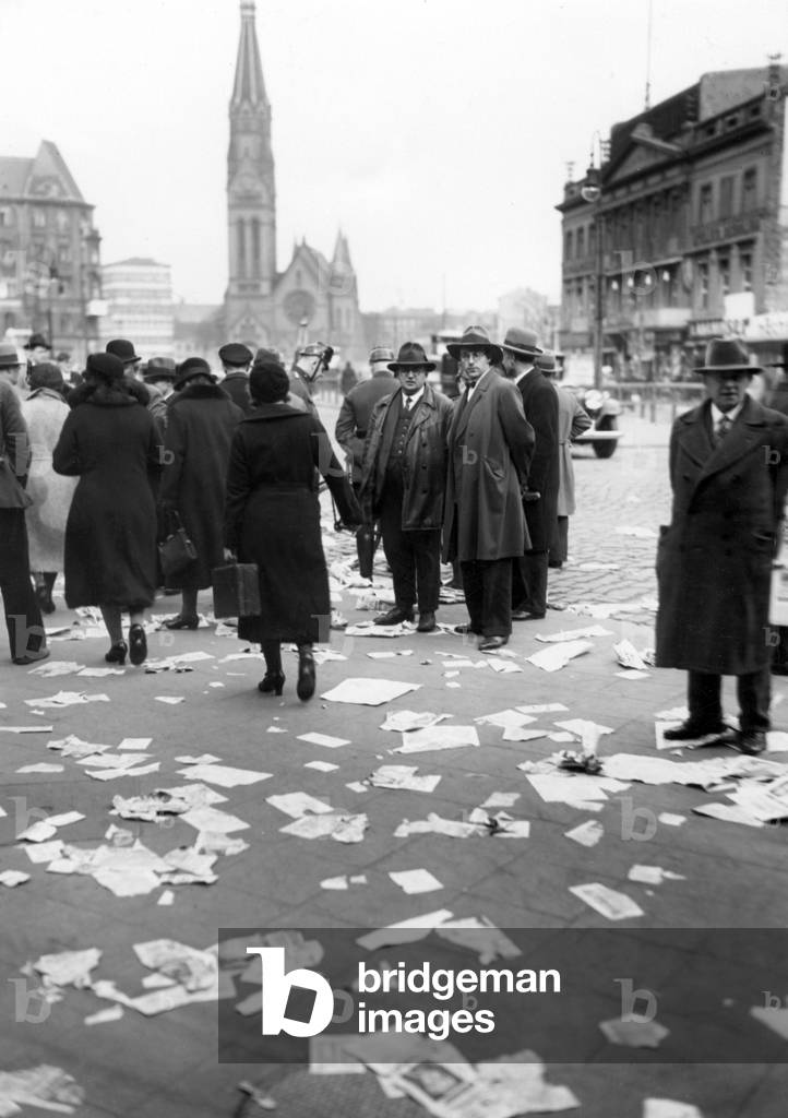 Alexanderplatz after the electoral battle, 1932
