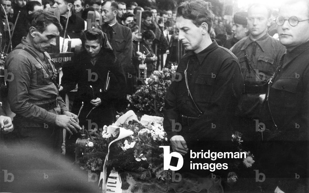 Horia Sima at the funeral of Corneliu Codreanu in Bucharest, 1940 (b/w photo)