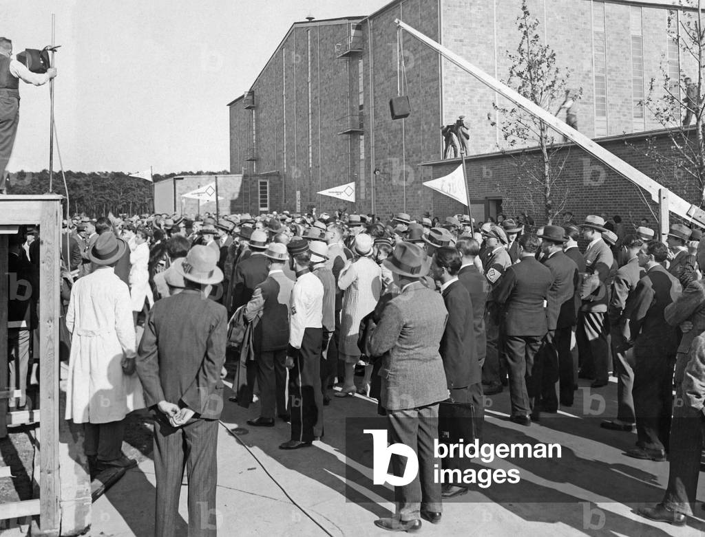 Reception of the press representatives on the studio grounds of Ufa, 1930