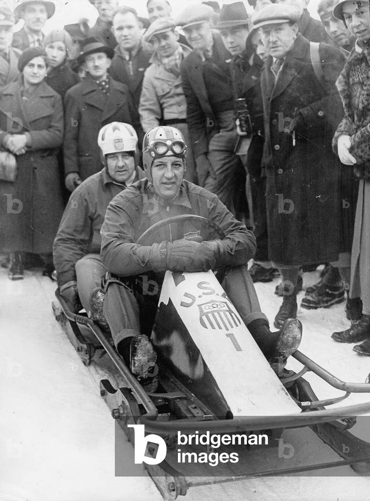 The bobsled 'USA I' at the Olympic games in Garmisch-Partenkirchen, 1936 (b/w photo)