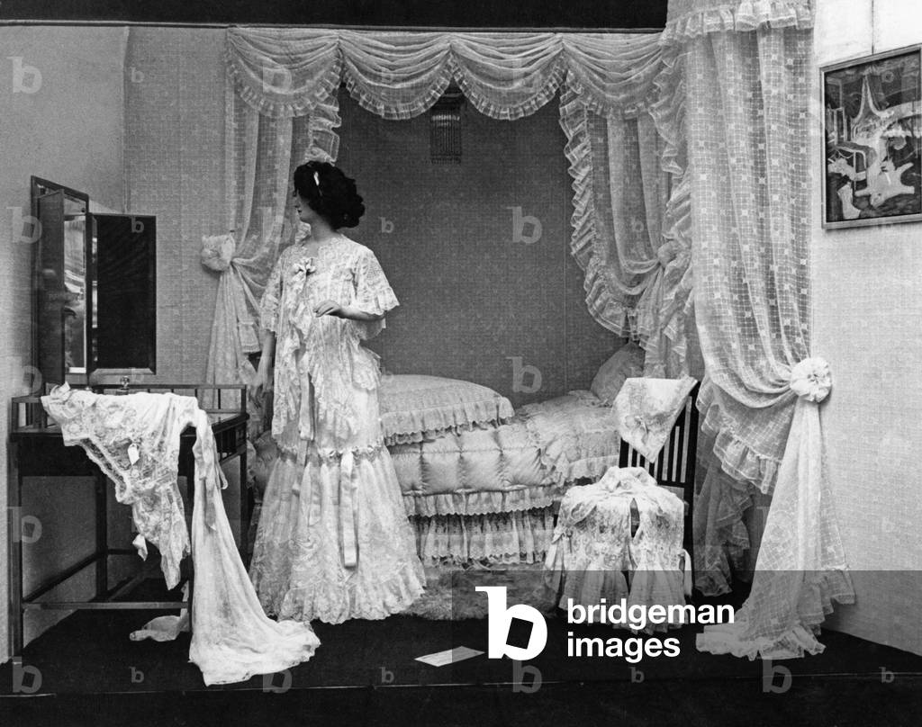 Bedroom of a distinguished lady, 1909 (b/w photo)