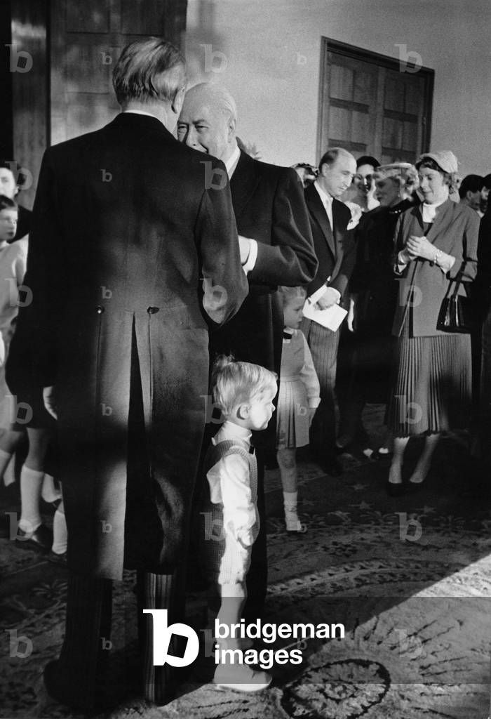 Konrad Adenauer on his 80th birthday with grandson Stephan and Theodor Heuss, 1956 (b/w photo)