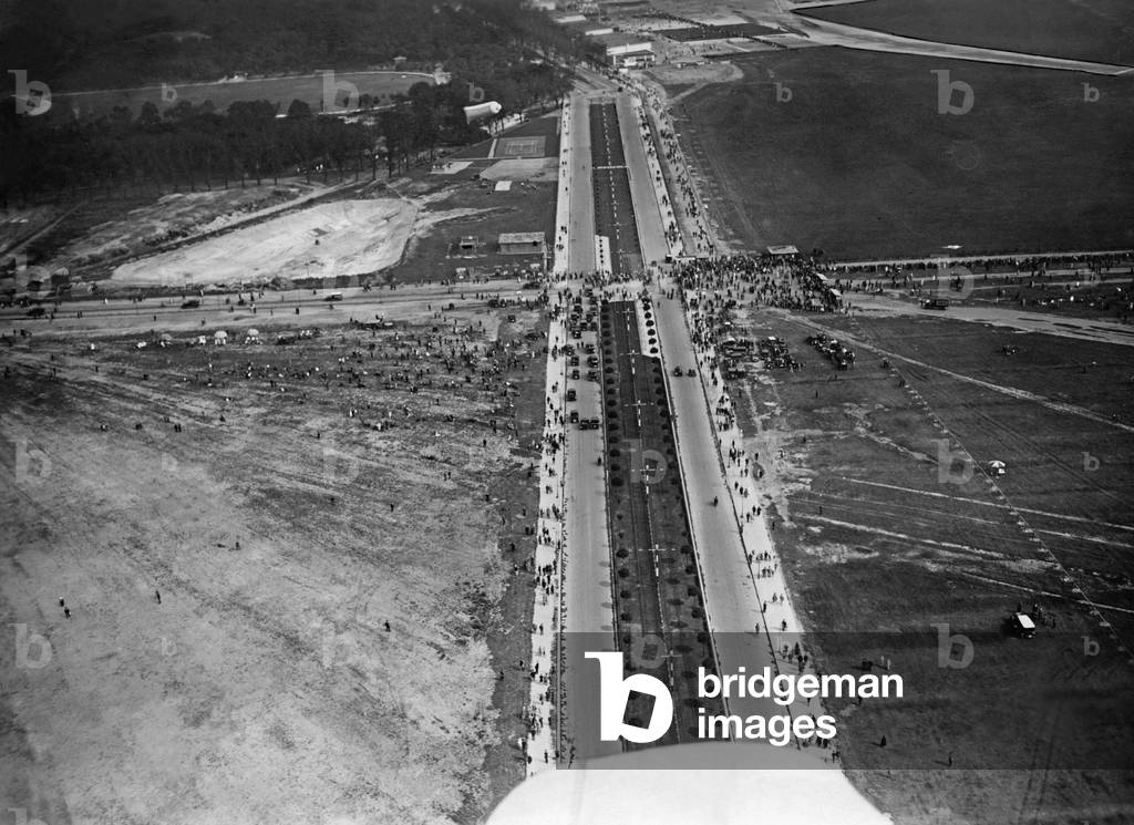 Berlin-Tempelhof Airport, 1928 (b/w photo)