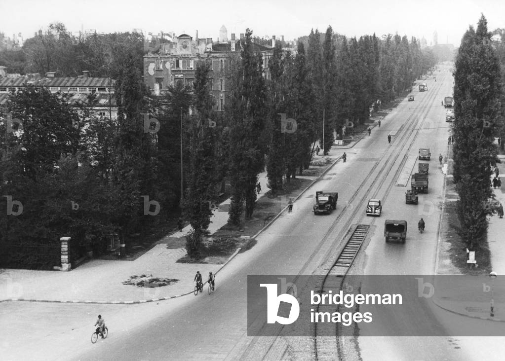 The Leopoldstrasse in Munich after the end of the war, 1945
