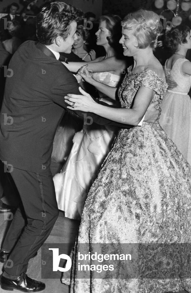 Maria Schell dances with Horst Buchholz (b/w photo)