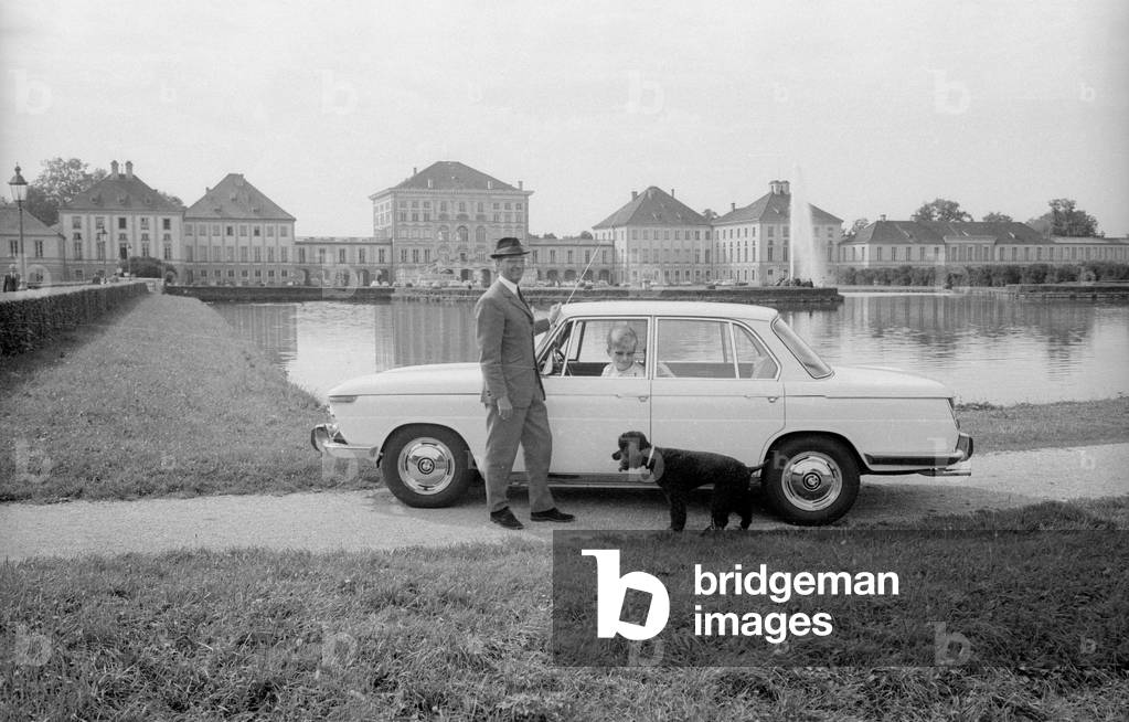 BMW 2000 TI, 1966 (b/w photo)