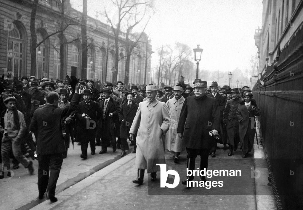General Joseph Joffre and minister of war general Roquet leaving the Conference of Joint Allies in Paris november-december 1917