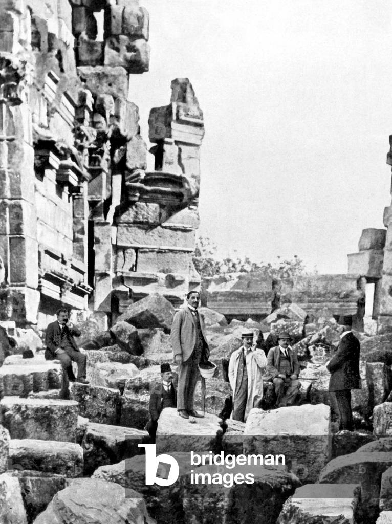 The French essayist, novelist and politician, Maurice BARRES (1862-1923) in company of Michel Alom visits the relic of the Greek city of Baalbek in Lebanon, in 1914