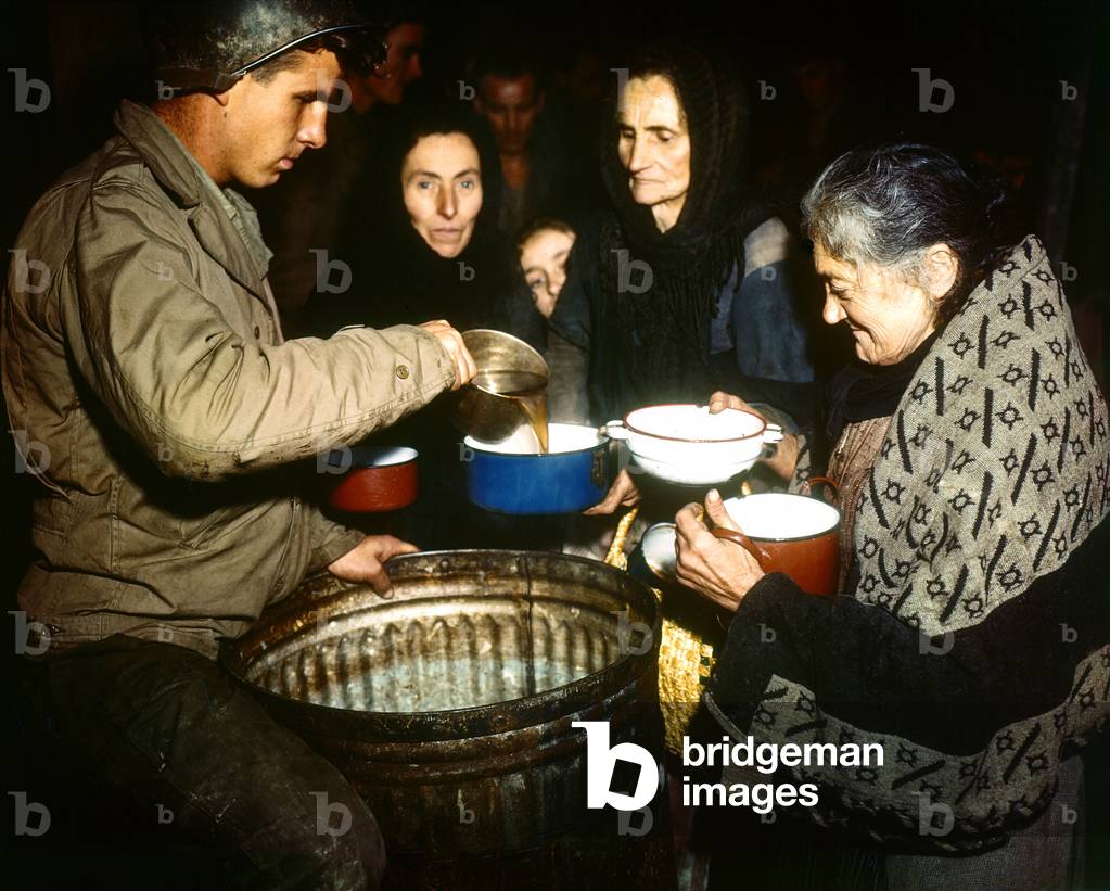 Coffee supply by american soldiers in Monghidoro Italy october 11, 1944