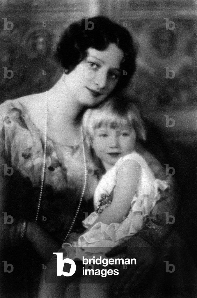 Astrid of Sweden (1905-1935) queen of Belgium in 1934-1935 here with her daughter Josephine Charlotte, future grand duchess of Luxembourg, 1929