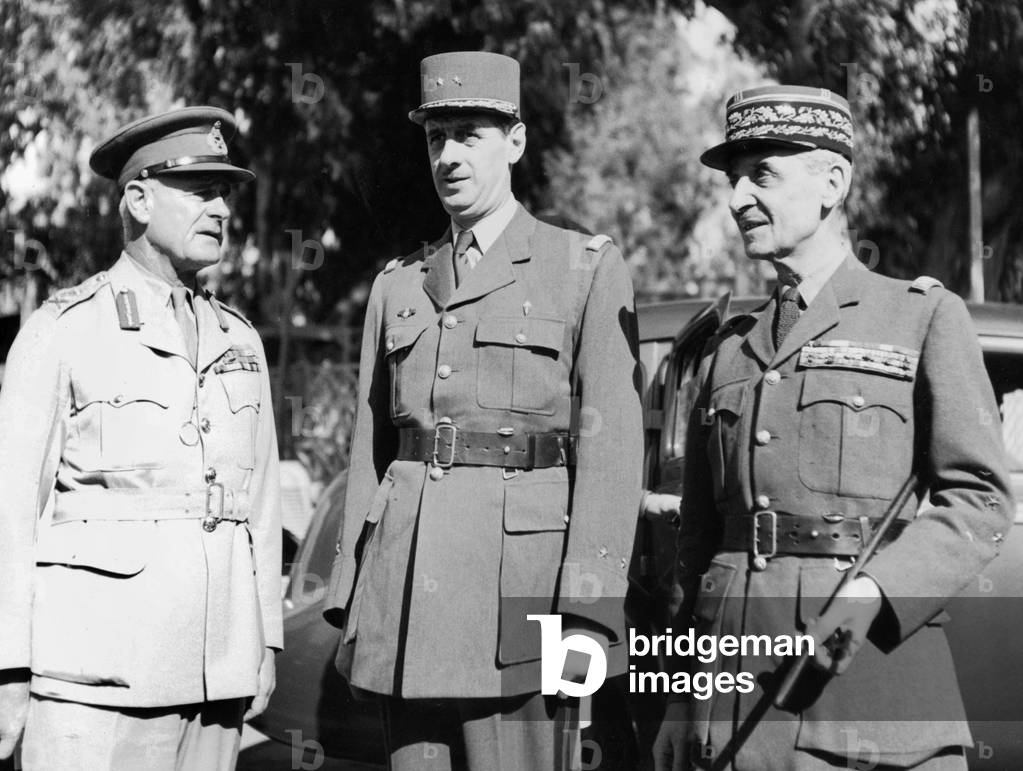 General Charles de Gaulle arriving in cairo (Egypt) with General Sir A.Wavell (l) and General Catroux (r) on april 1st, 1941 during his visit to French national committee of Resistance