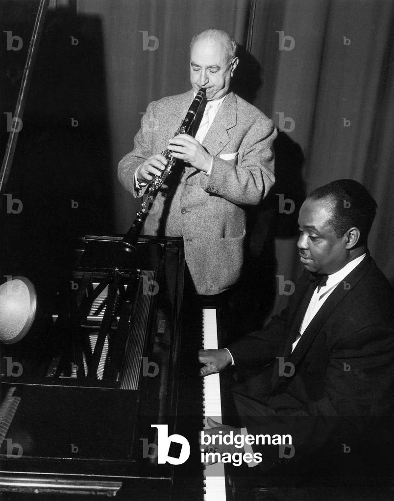 pianist Sammy Price and clarinettist Mez Mezzrow on stage c.1952
