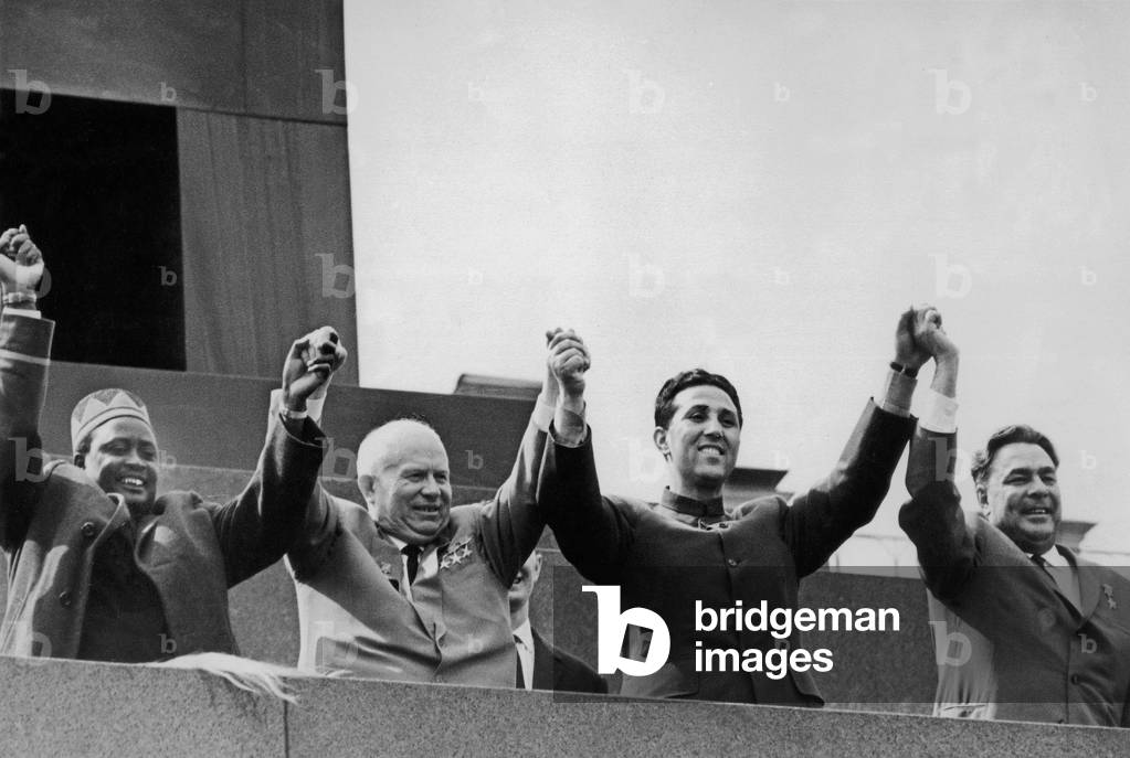 Moscow, Red Square, at tribune of Leninemausoleum : l-r : Kenya minister of interior Oginga Odinga, soviet president Nikita Khrouchtchev, algerian president Ahmed Ben Bella and president of Praesidium of Soviet Supreme Leonid Brejnev