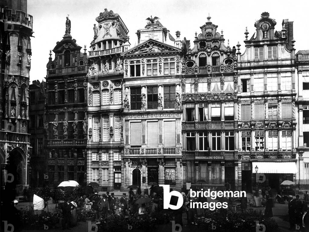Brussels, Belgium : house of corporations, 1900