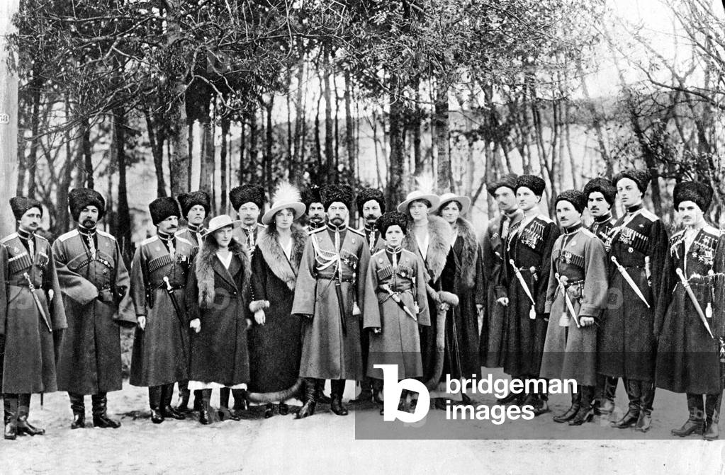 czar Nicolas II and his wife czarina Alexandra Fedorovna with their children Alexis, Anastasia, Marie, Tatiana, Olga and with staff officers in 1917, shortly before the revolution