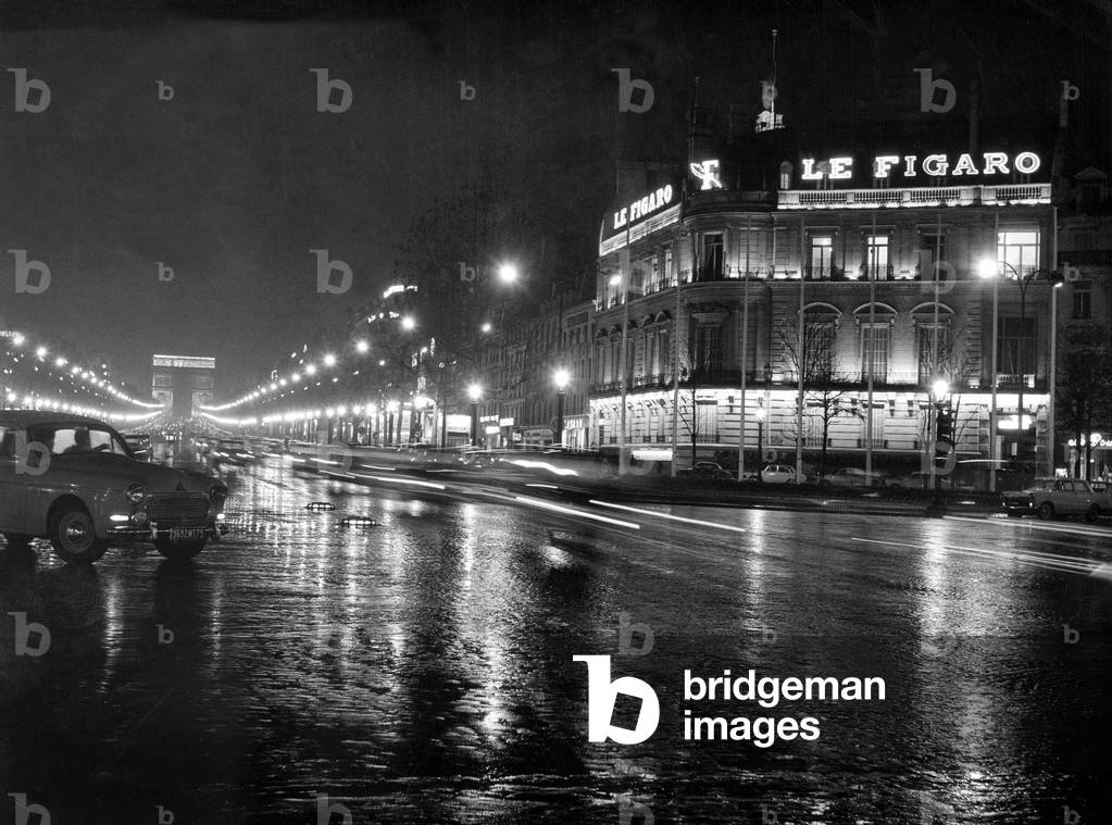 Siege of paper Le Figaro in Paris in the 50's
