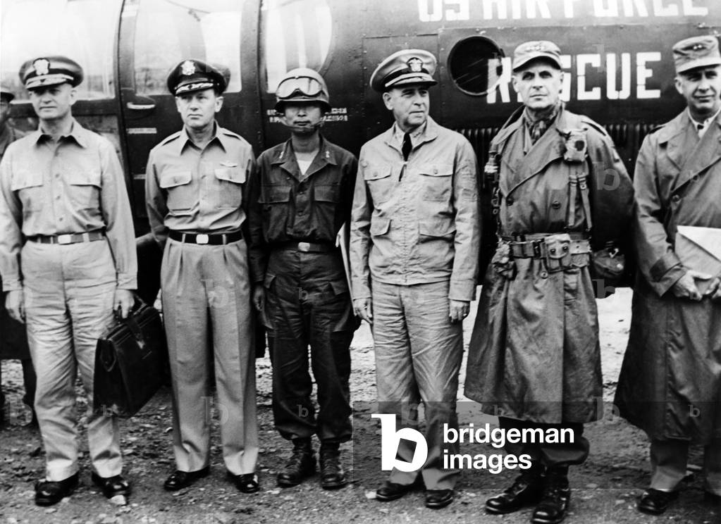 Korean war (1950-1953) in 1951 : american general Matthew B. Ridgway (2nd from r) with representative of UNO in Kaesong, Korea : l-r : admiral Arleigh A. Burke, major general Laurence C. Craigie, major general Paik Sun Yup, vice admiral C. Turner Joy, general Matthew Bunker Ridgway, major general Henry Irving Hodes