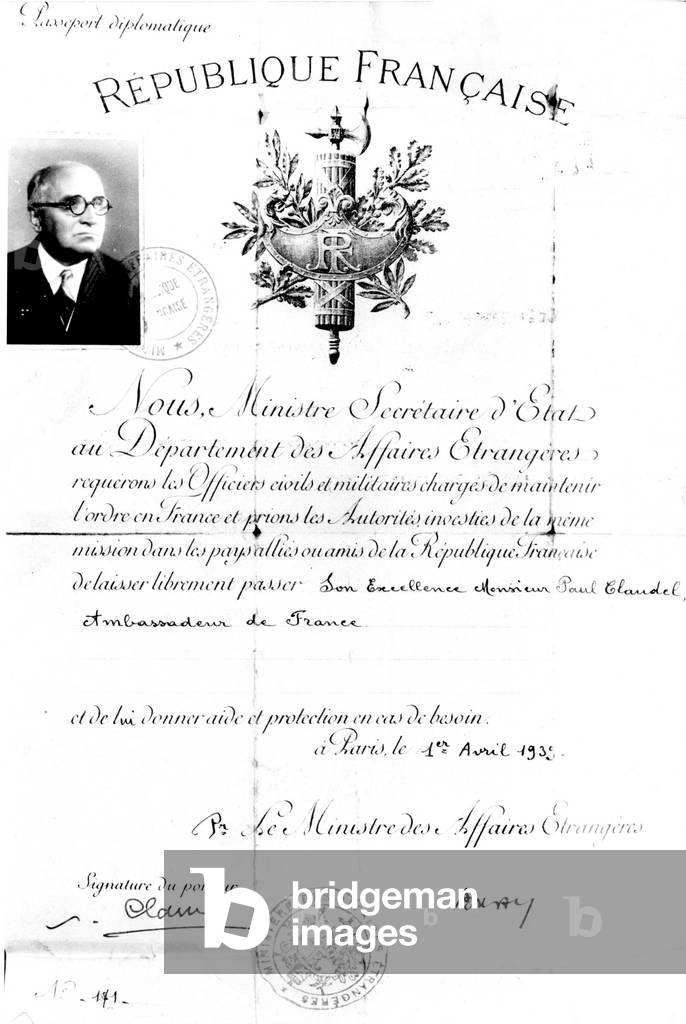 diplomatic passport of French ambassador Paul Claudel , dating april 1939 and signed by the French Ministry of Foreign Affairs