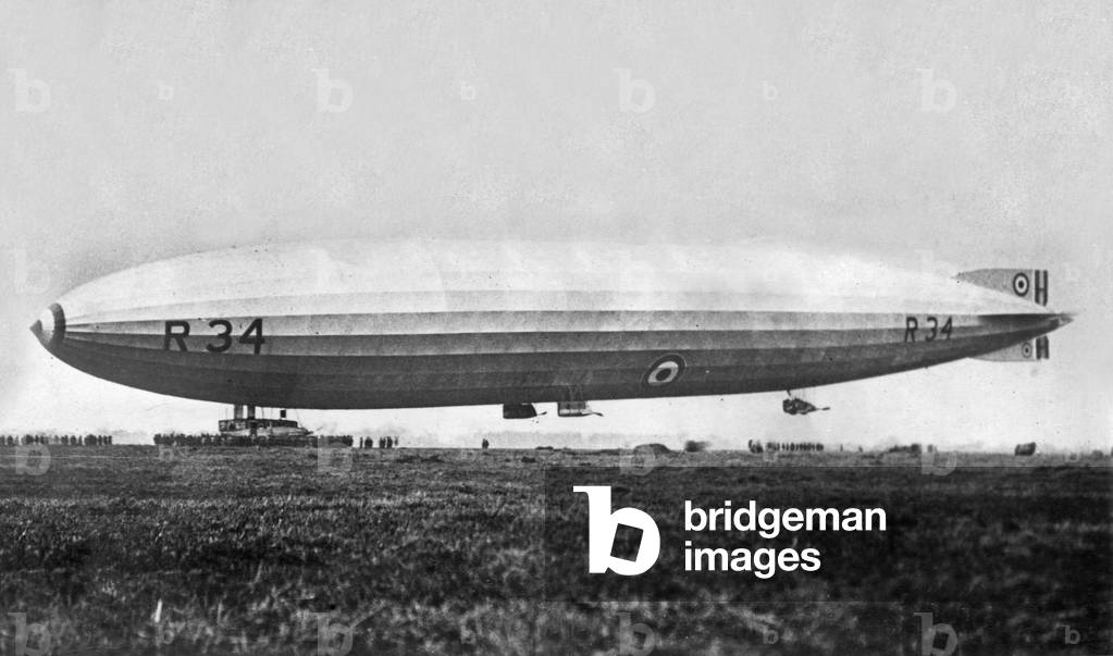 English dirigible R34 : 1st fly in 1918, 1st to cross Atlantic in 2 ways (east-west and west-east) in 1919, he crashed in 1921