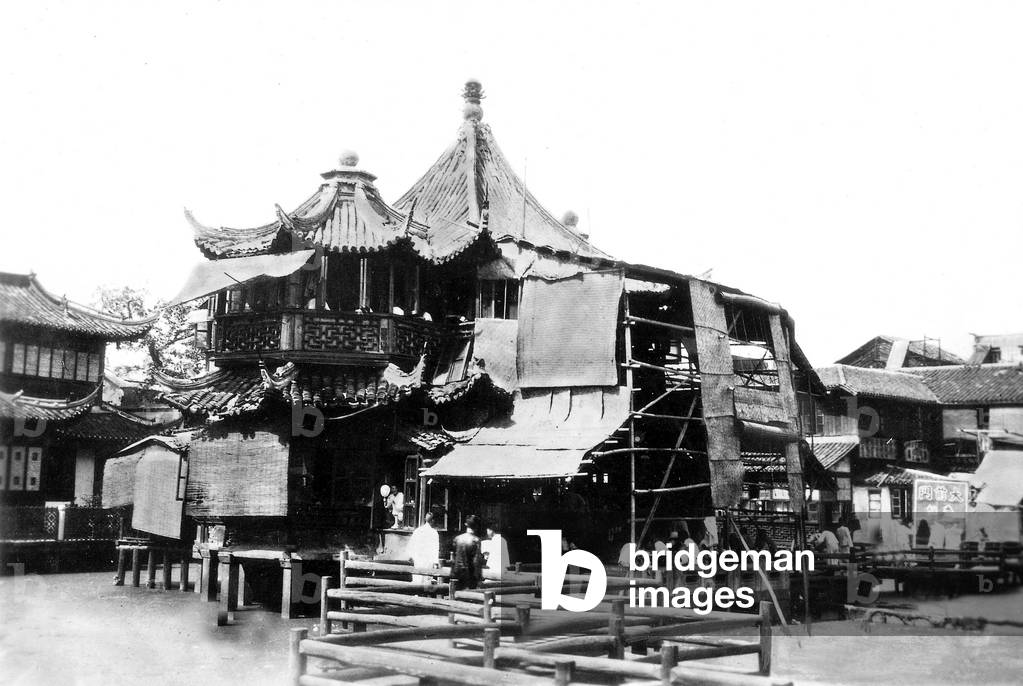 Yu yuan garden in Shanghai, China : tea house, c. 1910