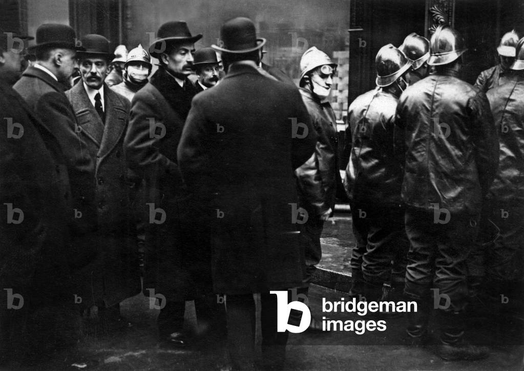 Fire at the department store 
