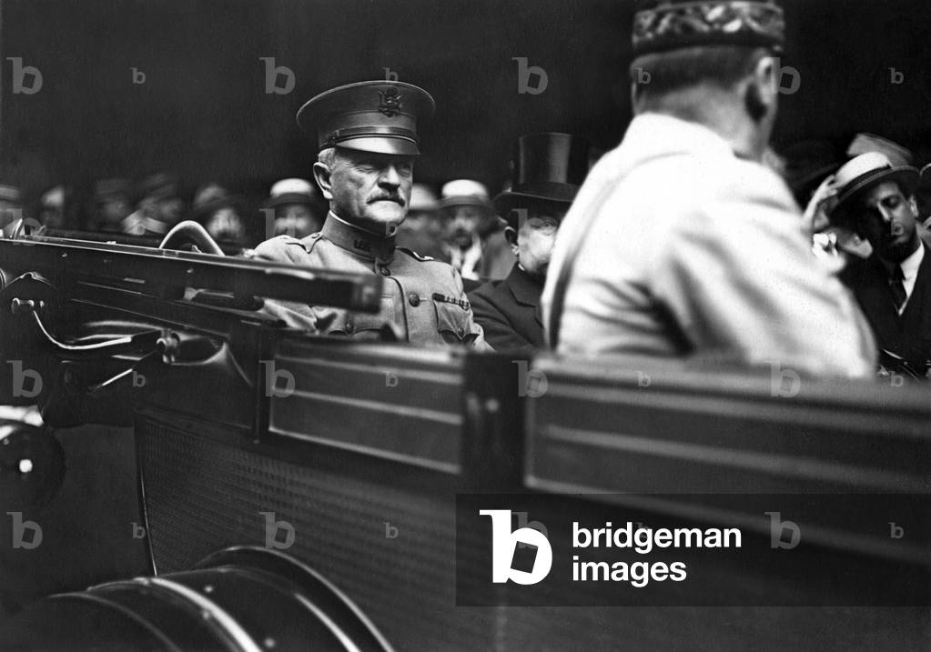 Arriving of american general John Pershing, American Expeditionary Force, in Paris, 1st world war