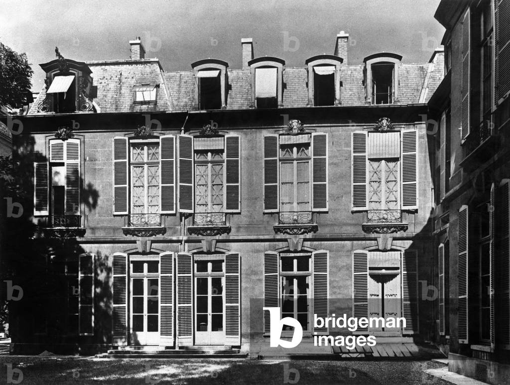 Townhouse of Broglie, Paris, house of French doctor Jean Nicolas Corvisart des Marets (1755-1821)