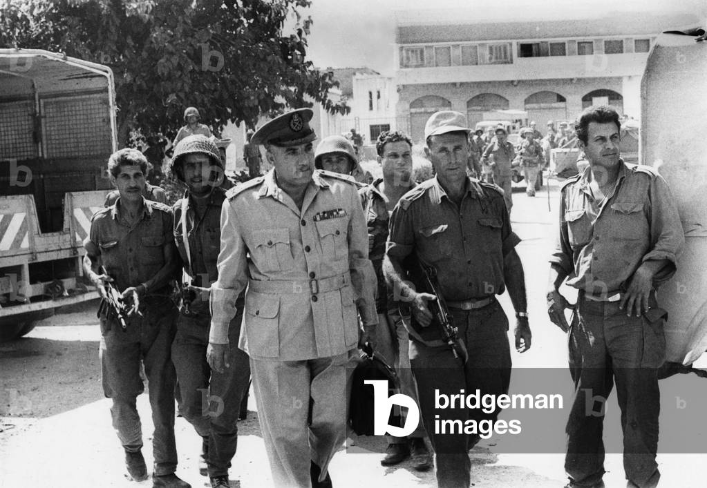 Surrender of Gaza governor Munam Abdul Husni during Six Days war on june 7, 1967