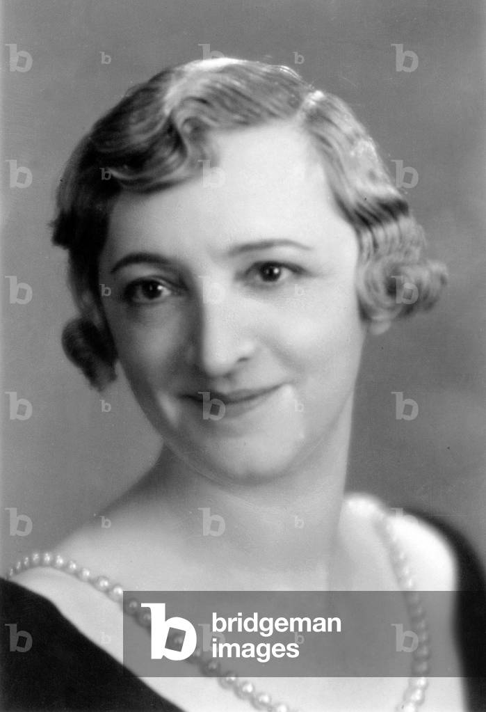 actress Betty Daussmond (1873-1957) in play 