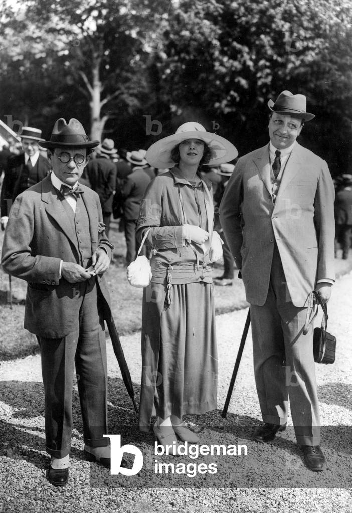 Banker Maurice de Rothschild (r) and cartoonist Georges Goursat aka Sem (l) in Longchamp 1922