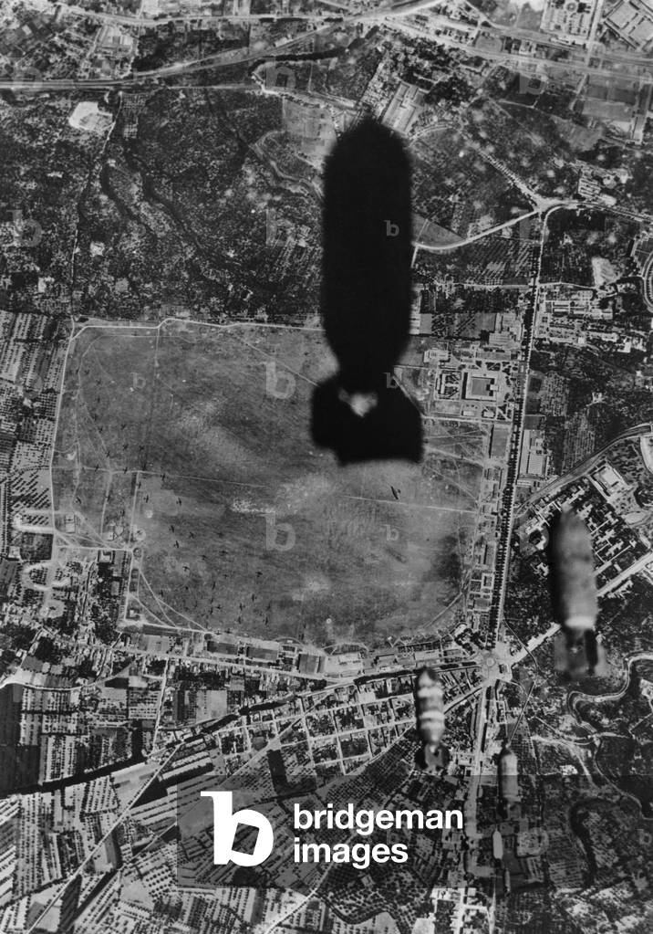 Bombardment of the R.A.F. and the U.S. Air Force of an aerodrome near Naples in 1944. Raid performs from Africa.