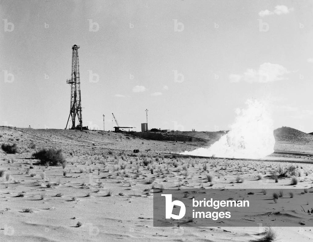 Oil drilling in Hassi Messaoud in Algeria c. 1959 - 1960