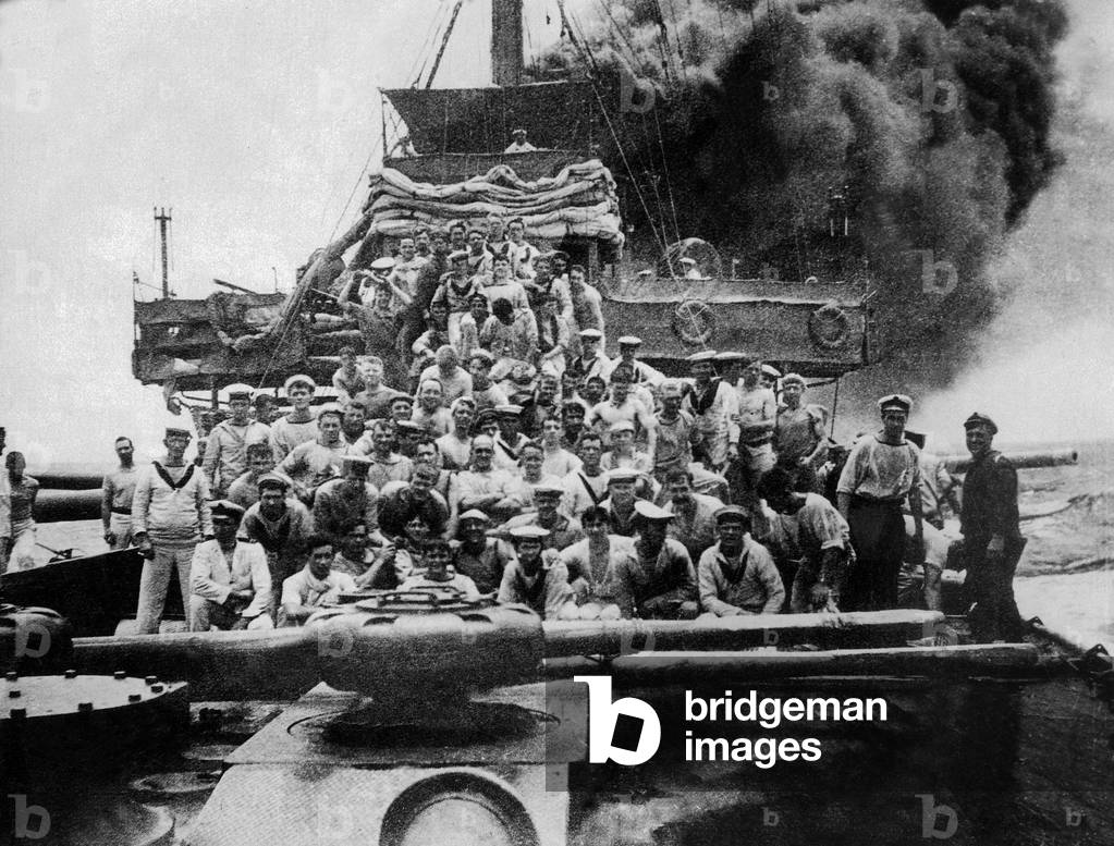 The crew of german boat Emden, it will be sunk by australian cruiser HMAS Sydney during Cocos islands battle on november 9, 1914