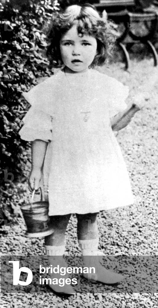 Simone de Beauvoir, child c. 1911