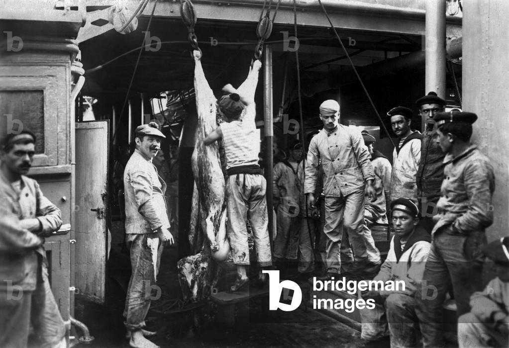 French fleet in Dardanelles : here the butchery on a battleship, 1915, photo by Branger