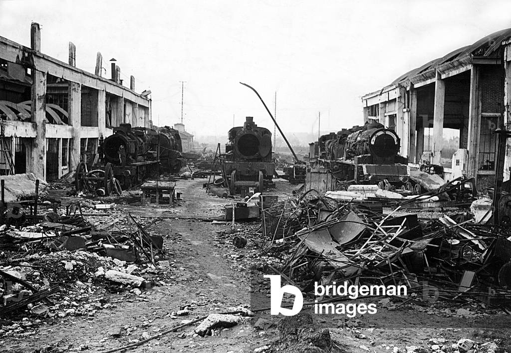 Trappes station (France) after bombing by english and americans, 2nd world war