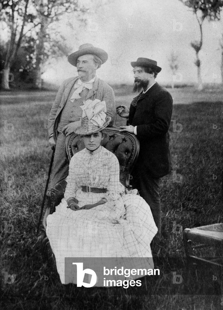 Frederic Mistral (1830-1914) French poet of the Provence, he obtained the literature Nobel prize in 1904, here with Melle Ginaud and writer Alphonse Daudet, c. 1900