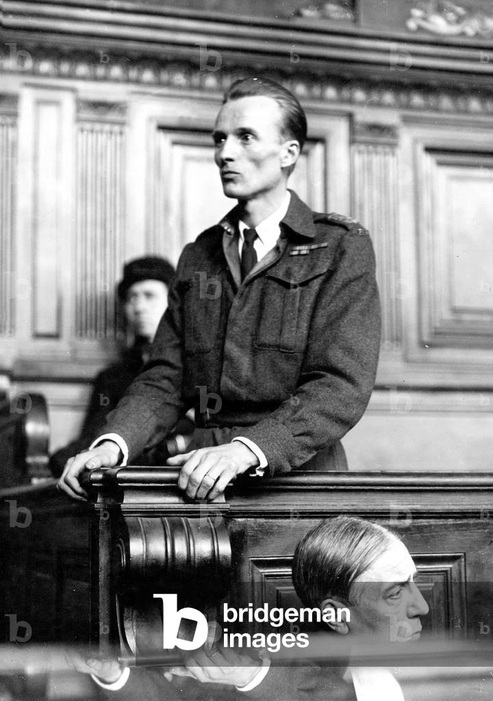 1st trial of Rene Hardy (accused of treason after the Caluire meeting which led to the-arrest of Jean Moulin in june 1943): with his lawyer Maurice Garcon in january-march 1947