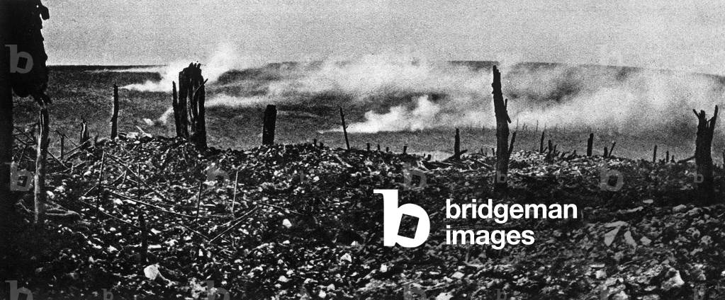 Battle of Verdun october 25, 1916 : no man's land at north of Haudremont quarries during german response