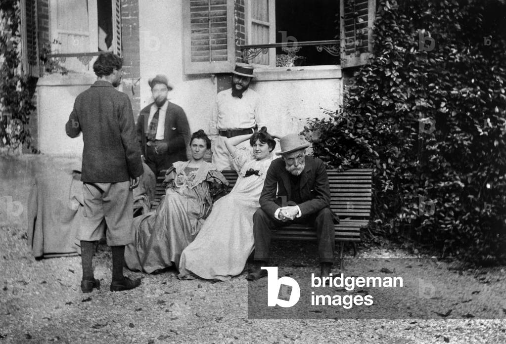 September 1898, the day after burial of Stephane Mallarme : standing (back) : Pierre Bonnard, bench : Ida Godebska (sister in law of Misia), Misia Natanson (future Misia Sert), Auguste Renoir, standing background : Cipa (half brother of Misia) and Thadee Natanson (1st husband of Misia)