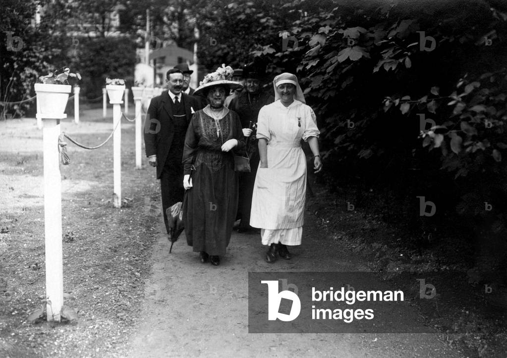 Mrs Poincare (wife of the French president Raymond Poincare) opening charity for the convalescent wounded, TheophileGauthier street in Paris, on june 8, 1917.