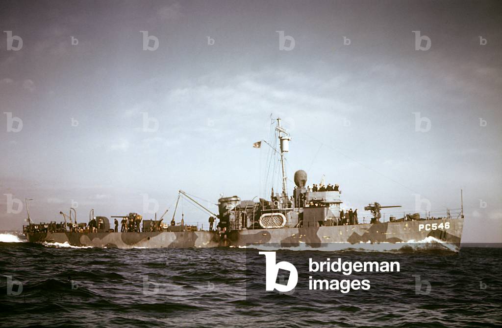 American patrol boat PC 566 launched in march 1942. After war it sailed in the Caribbean islands until 1946 (renamed Honesdale in 1956), it was sold to Venezuela in 1961 (renamed Calamar)