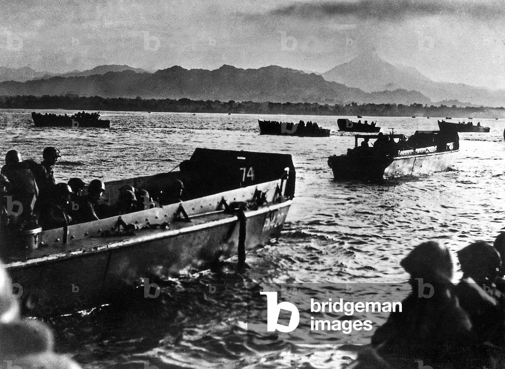 Pacific War : american fleet attacks japonese base in Solomon Islands, november 1st, 1943