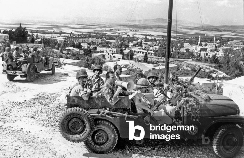 Israeli army encircling jordanians during Six Days war june 1967