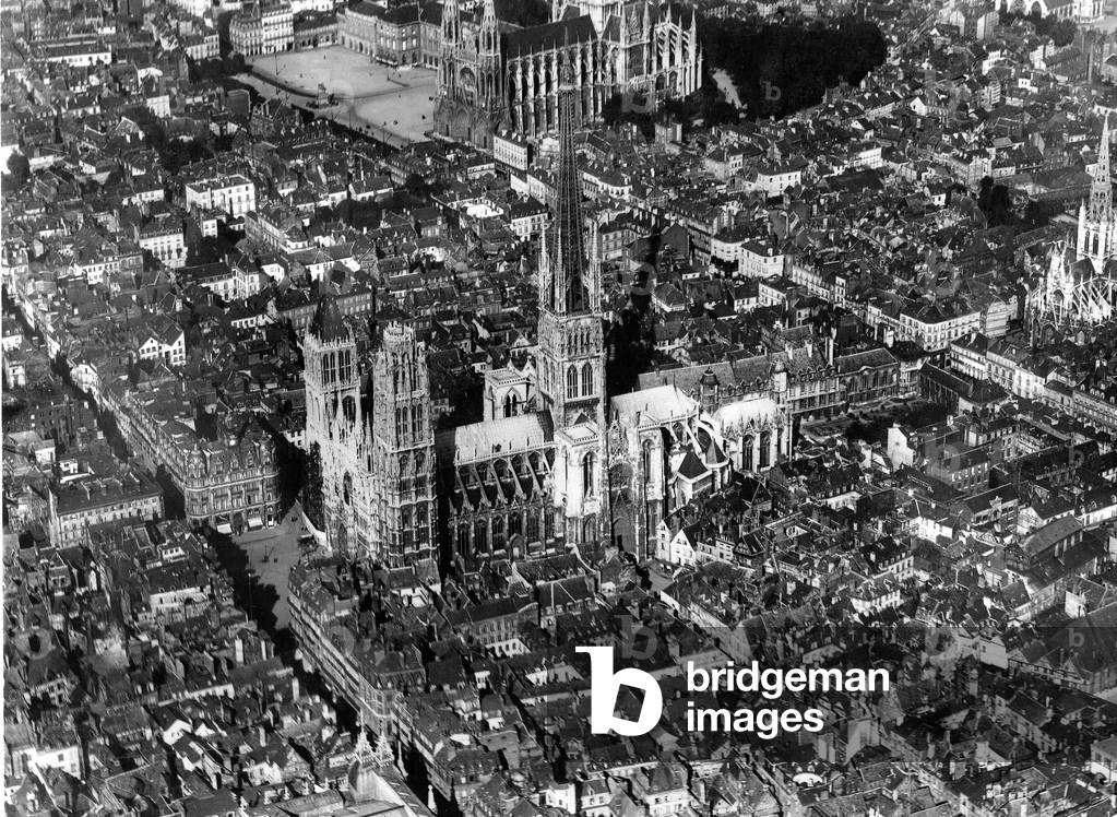 Aerial View of Rouen (Normandy) : in the c : the cathedral, at the top : law courts, on r : Saint Maclou church