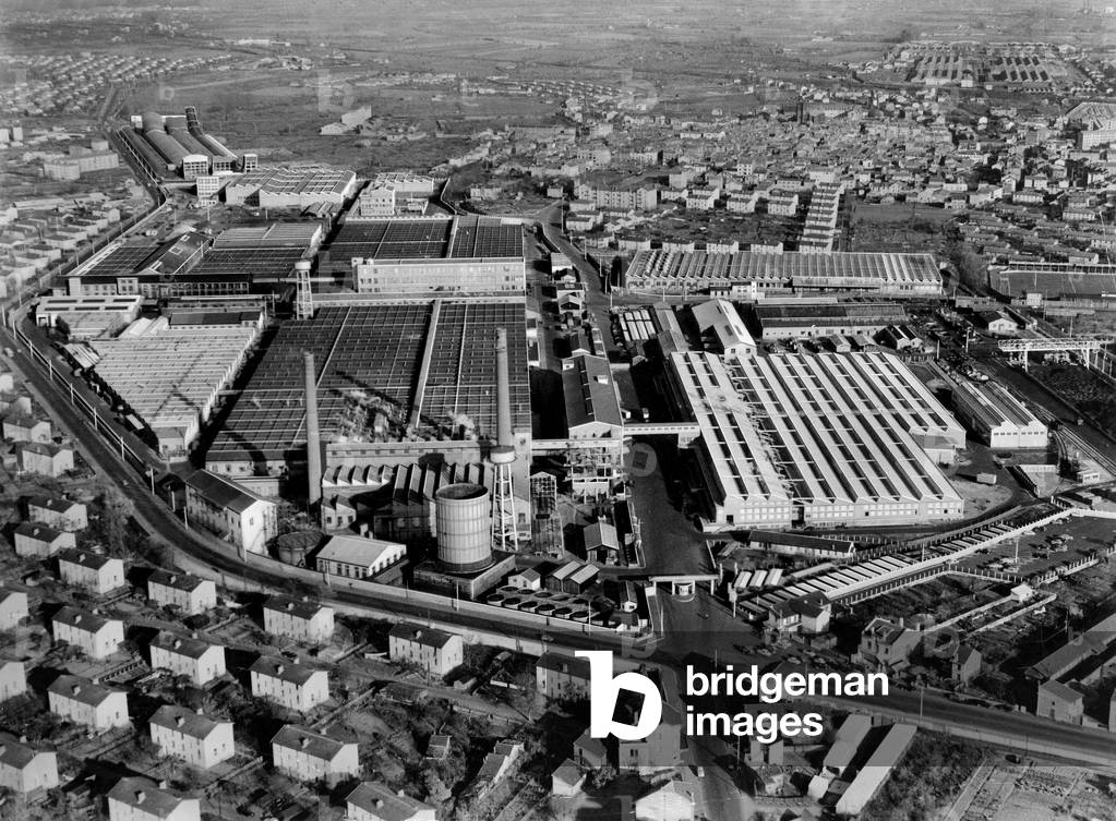 Michelin factory (tyre) in Cataroux, Clermont Ferrand, France, opened in 1907, here in the 60's. Around the factory : houses for workers