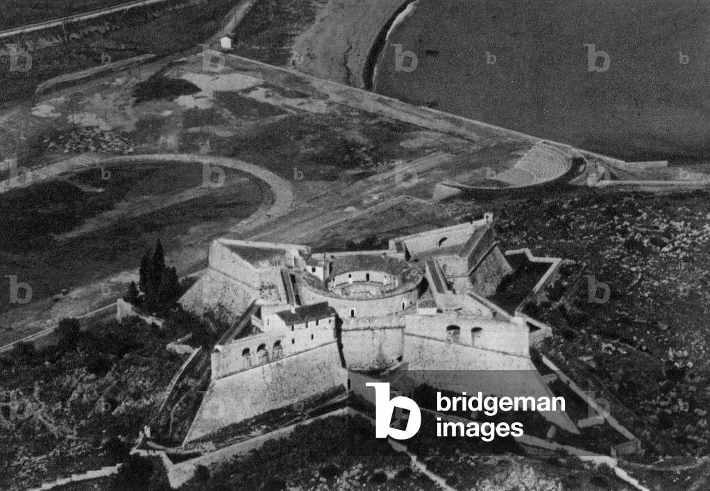 square fort in Antibes (France) redeveloped by Vauban c. 1680
