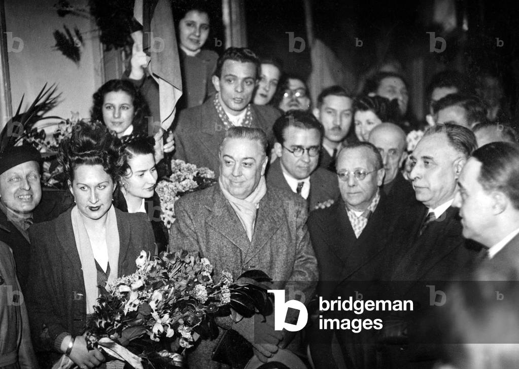 President of spanish republic Martinez Barrio and sapnish prime minister Jose Giral arriving in Paris march 13, 1946
